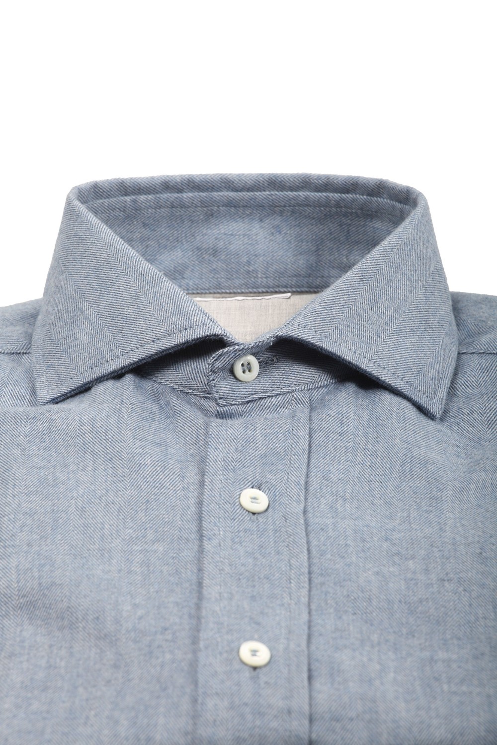 shop BRUNELLO CUCINELLI Saldi Camicia: Brunello Cucinelli camicia in cotone.
Chiusura con cannoncino e bottoni in madreperla.
Colletto francese.
Polsini con due bottoni in madreperla.
Basic fit.
Composizione:  61% cotone, 39% lyocell.
Made in Italy.. MY6370028-C016 number 8295316